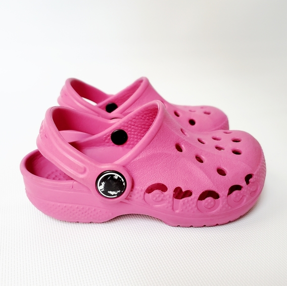 CROCS Other - CROCS Girls Lightweight Clogs Sandals